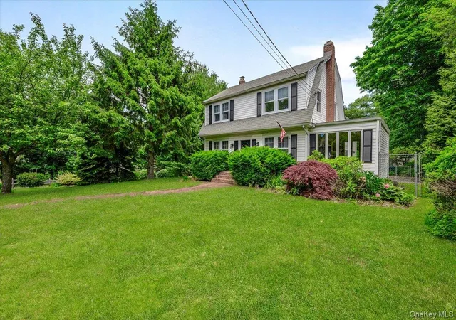 3rd image of 36 Seaview Ave, Northport, NY 11768 | MLS# 1004736