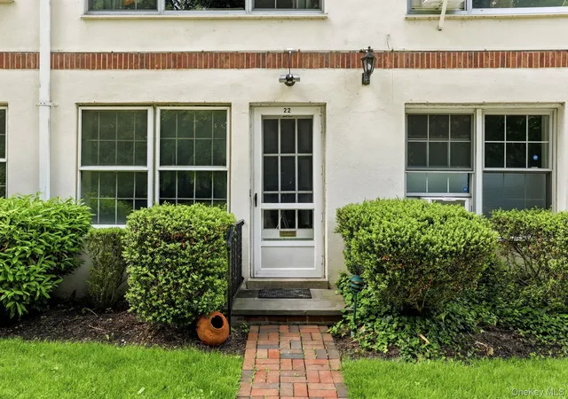 Homes for sale in Mount Vernon, NY | 22 Alden Pl #22, Mount Vernon, NY 10708 | MLS# 1004741