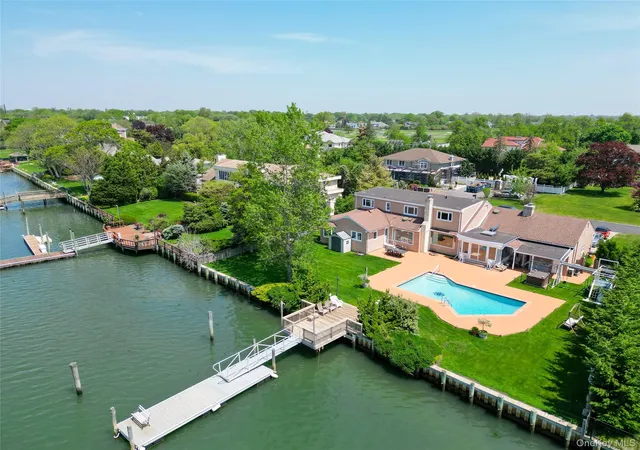 Photo 1 of Sale Pending at 996 Wateredge Pl, Hempstead, NY 11557 | MLS# 1004772 | Listing updated on 2026-08-26