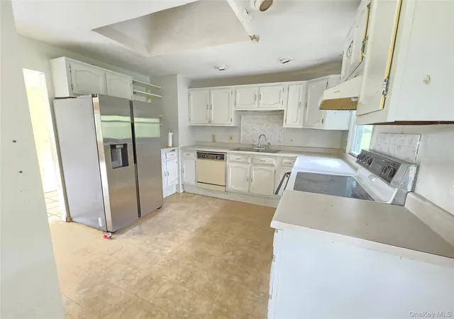 Photo 3 of Sale Pending at 1425 State Route 32, Plattekill, NY 12589 | MLS# 1004814 | Listing updated on 2026-09-15