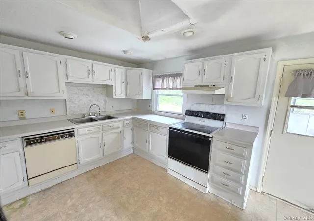 Photo 3 of Sale Pending at 1425 State Route 32, Plattekill, NY 12589 | MLS# 1004814 | Listing updated on 2026-09-15