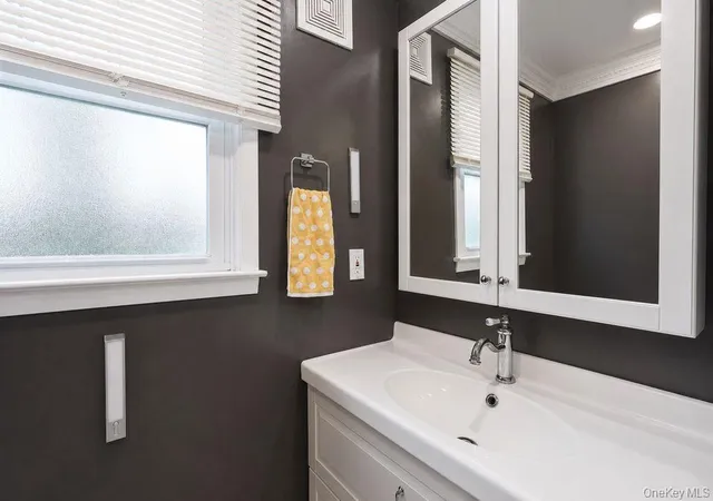 Photo 3 of Sale Pending at 11 Chichester Rd, Huntington, NY 11746 | MLS# 1004876 | Listing updated on 2026-08-05