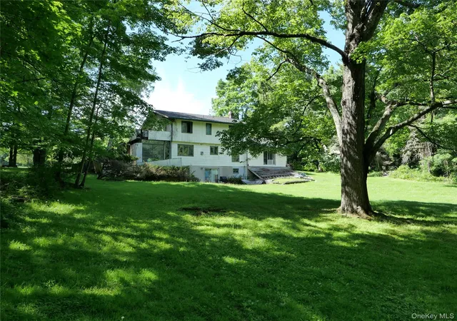 Photo 5 of Sale Pending at 5 Maria Ln, New Castle, NY 10562 | MLS# 1004901 | Listing updated on 2026-06-17