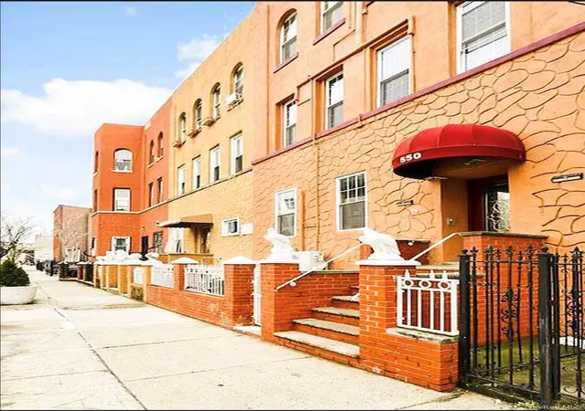 Photo 3 of Multi family home for sale at 550 Hart St, New York, NY 11221 | MLS# 1004910 | Listing updated on 2026-07-25