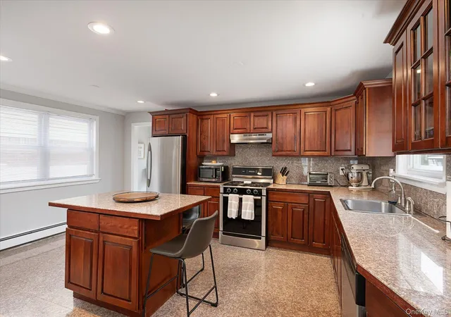 5th image of 1735 Washington Ave, Hempstead, NY 11783 | MLS# 1004917