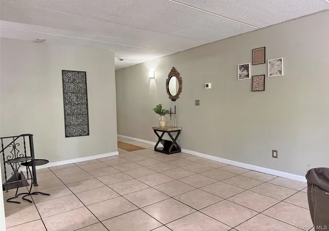 4th image of 66 Omni Parc Dr, Clarkstown, NY 10954 | MLS# 1004919