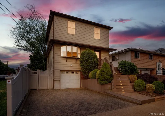 Photo 2 of Sale Pending at 2575 Bayview Ave, Hempstead, NY 11793 | MLS# 1004925 | Listing updated on 2026-08-01