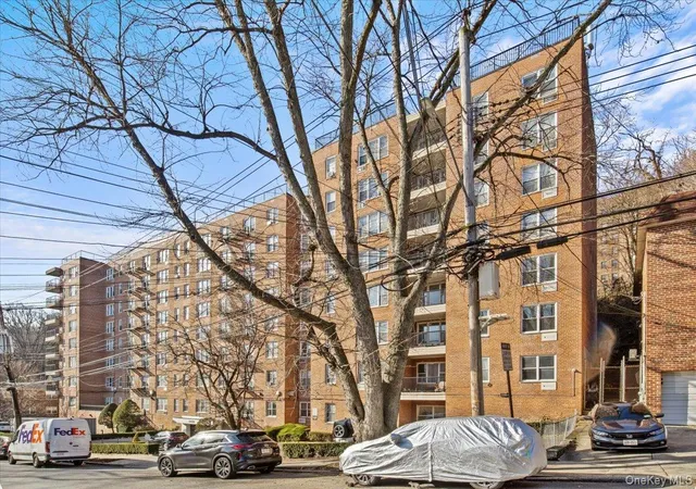 1st image of 5425 Valles Ave, New York, NY 10471