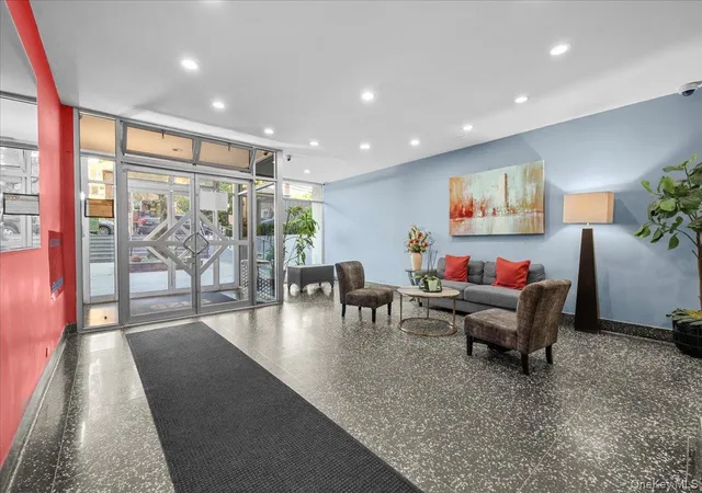 4th image of 5425 Valles Ave, New York, NY 10471