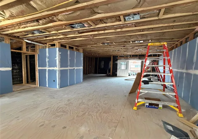 Photo 4 of Single family home for sale at 14448 Jewel Ave, New York, NY 11367 | MLS# 1004969 | Listing updated on 2026-08-23