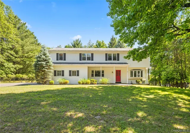 Homes for sale in Ramapo, NY | 5 Daisy Ct, Ramapo, NY 10901 | MLS# 1004971