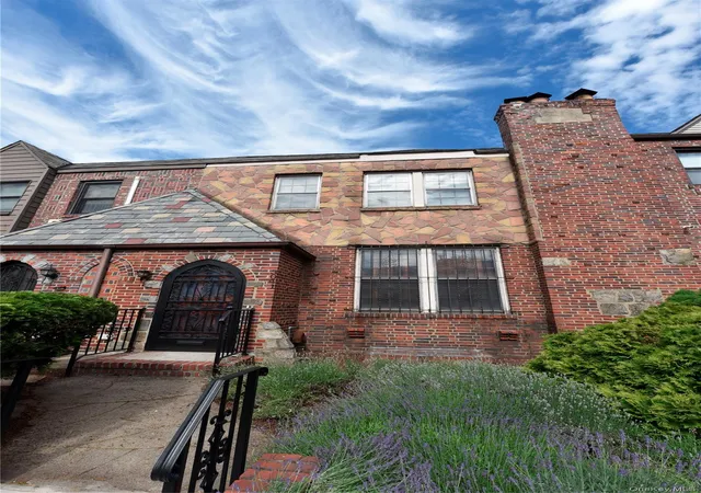 3rd image of 30-41 89Th St, East Elmhurst, NY 11369 | MLS# 1004994