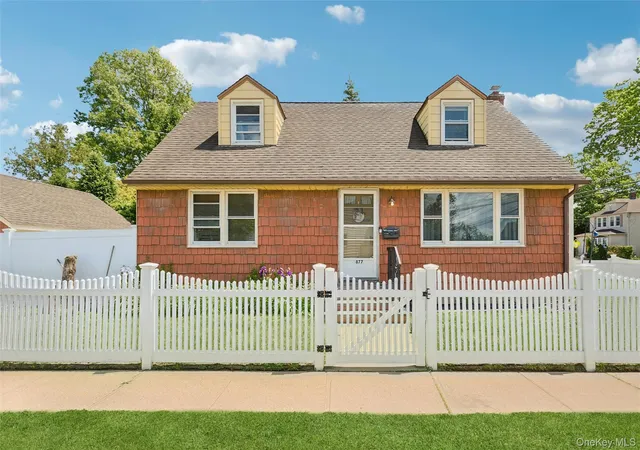 Photo 1 of Single family home for sale at 2877 Calvin Rd, Hempstead, NY 11572 | MLS# 1004995 | Listing updated on 2026-08-22