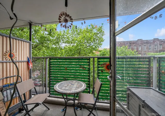 Photo 3 of Condo for sale at 2550 Olinville Ave #4E, New York, NY 10467 | MLS# 1005027 | Listing updated on 2026-07-28
