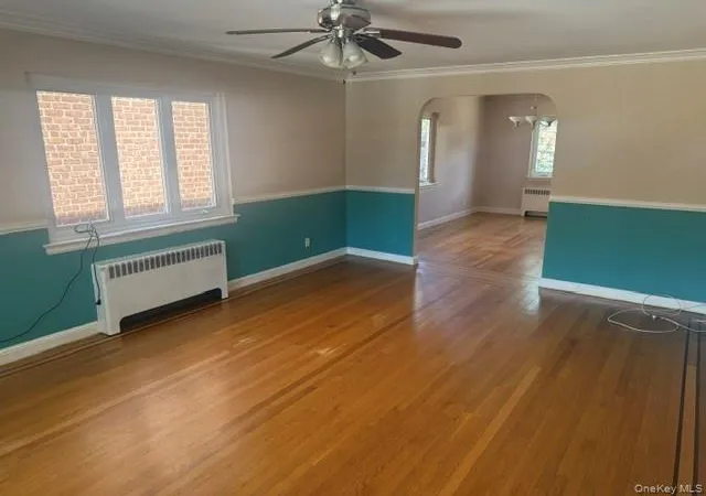 Photo 3 of House for sale at 1922 Hering Ave, New York, NY 10461 | MLS# 1005028 | Listing updated on 2026-09-12