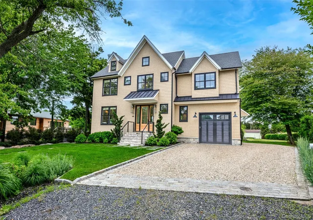 3rd image of 405 Williamsburgh Dr, Southold, NY 11971 | MLS# 1005049