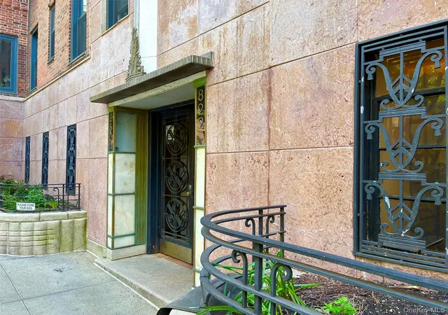 Homes for sale in New York City, NY | 250 Cabrini Blvd, New York City, NY 10033