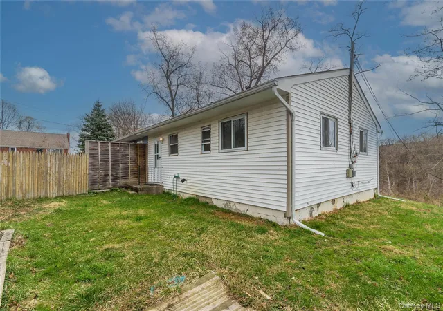 4th image of 43 Lafayette Dr, New Windsor, NY 12553 | MLS# 1005062