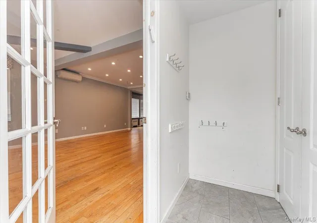Photo 2 of Sale Pending at 164 Jefferson St, Inwood, NY 11096 | MLS# 1005100 | Listing updated on 2026-07-22
