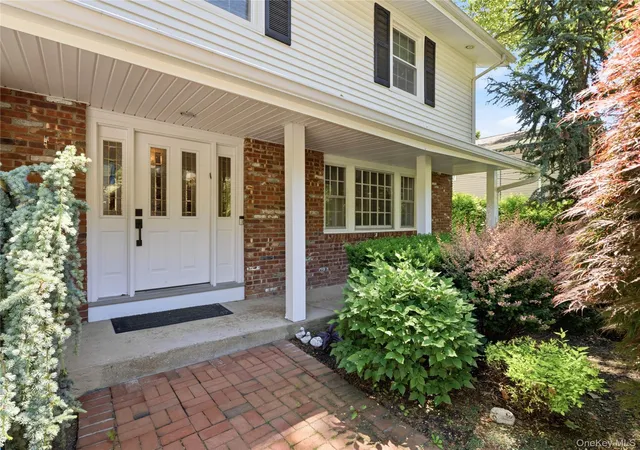 Photo 2 of Sale Pending at 161 Cow Neck Rd, Port Washington, NY 11050 | MLS# 1005128 | Listing updated on 2026-06-18