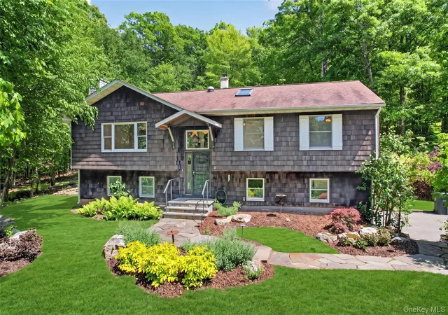 Homes for sale in Warwick, NY | 5 California Rd, Warwick, NY 10990 | MLS# 1005139