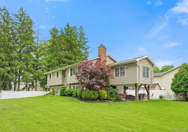 1st image of 1 Sherwood Rd, Congers, NY 10920 | MLS# 1005170