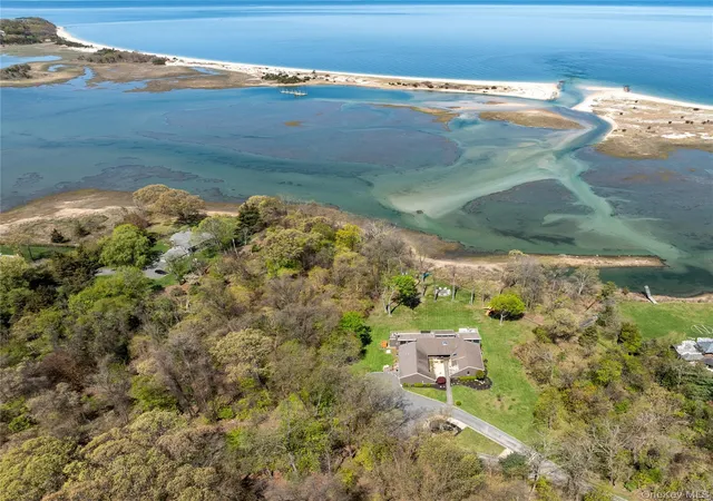 2nd image of 12 Flax Pond Woods Rd, Setauket, NY 11733 | MLS# 1005238