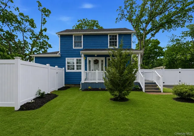 1st image of 2 Taft Ave, Islip, NY 11751 | MLS# 1005262