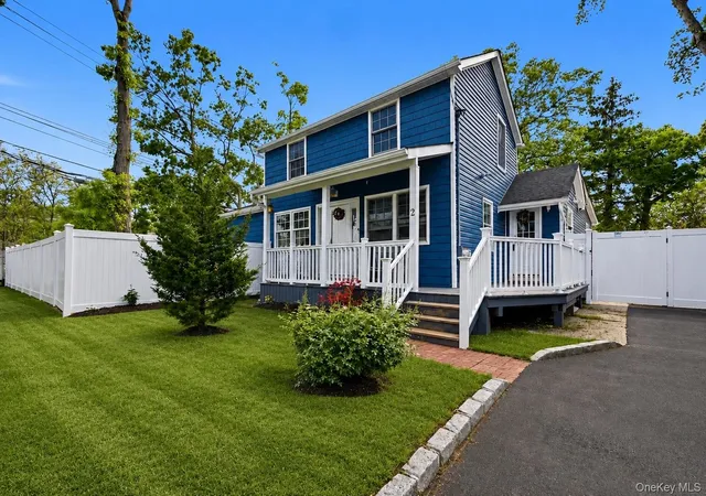 2nd image of 2 Taft Ave, Islip, NY 11751 | MLS# 1005262