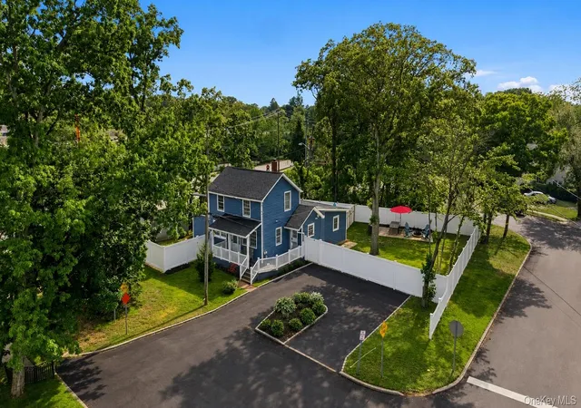 3rd image of 2 Taft Ave, Islip, NY 11751 | MLS# 1005262
