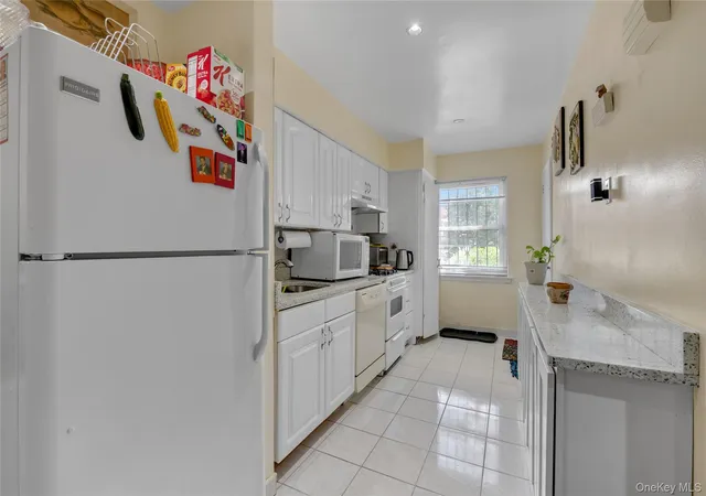 Photo 4 of Sale Pending at 3008 79th Street, East Elmhurst, NY 11370 | MLS# 1005270 | Listing updated on 2026-06-25