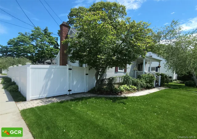 2nd image of 3 Benjamin Ave, Amityville, NY 11701 | MLS# 1005290