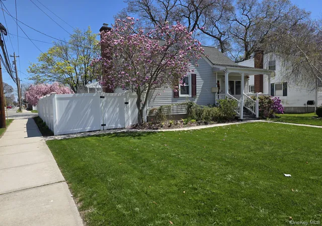 25th image of 3 Benjamin Ave, Amityville, NY 11701 | MLS# 1005290