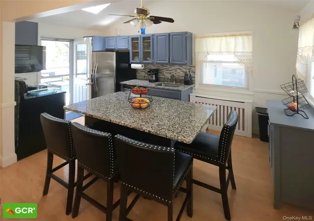 4th image of 3 Benjamin Ave, Amityville, NY 11701 | MLS# 1005290