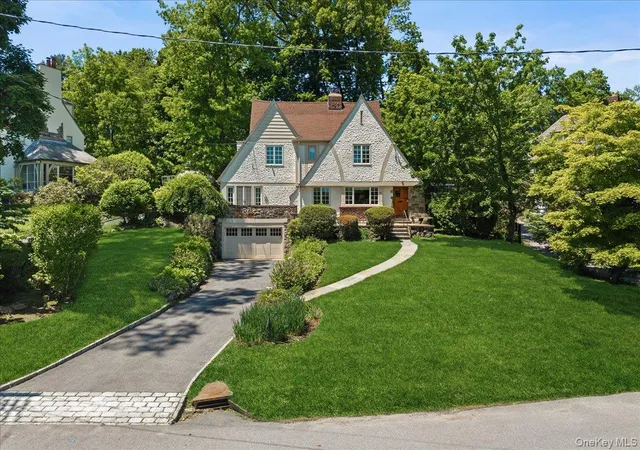 1st image of 311 Lyncroft Rd, New Rochelle, NY 10804 | MLS# 1005291