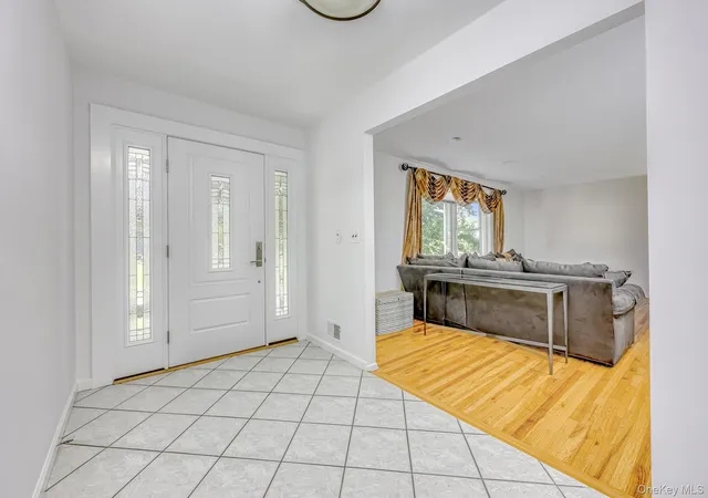 3rd image of 20 Dolphin Rd, New City, NY 10956 | MLS# 1005302
