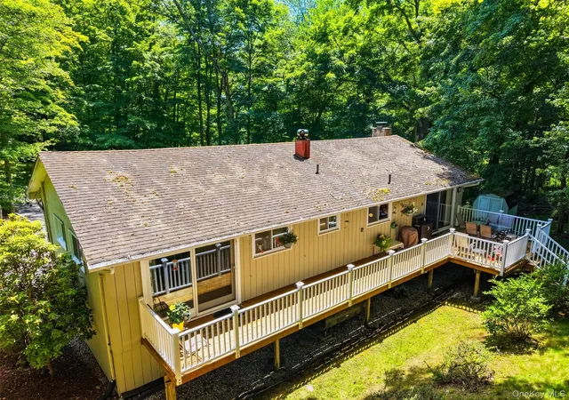 Homes for sale in Cortlandt, NY | 370 Furnace Dock Rd, Cortlandt, NY 10567 | MLS# 1005331
