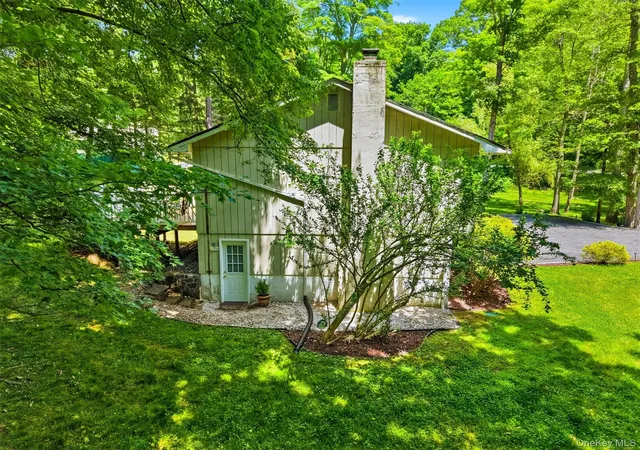 Homes for sale in Cortlandt, NY | 370 Furnace Dock Rd, Cortlandt, NY 10567 | MLS# 1005331