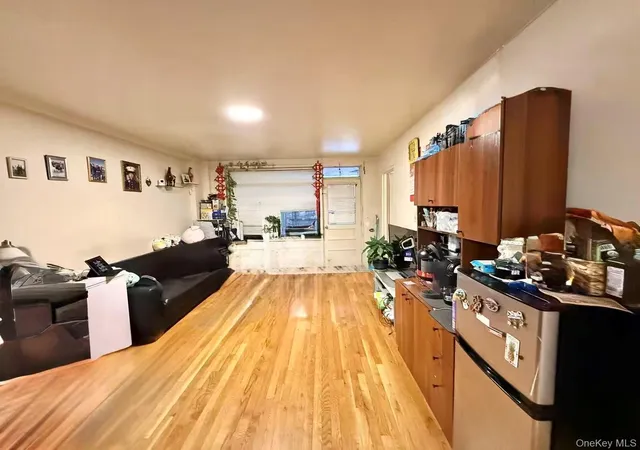 1st image of 138 70 Elder Ave #7G, New York, NY 11355 | MLS# 1005348
