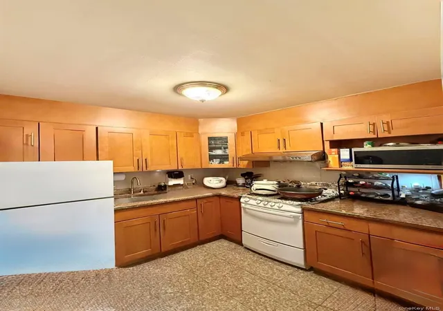 4th image of 138-70 Elder Ave #7G, New York, NY 11355 | MLS# 1005348