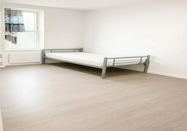 2nd image of 144-24 37Th Ave, Flushing, NY 11354