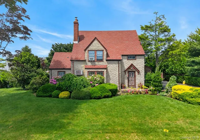 Photo 1 of Sale Pending at 66 Walter Ave, Hicksville, NY 11801 | MLS# 1005382 | Listing updated on 2026-08-17