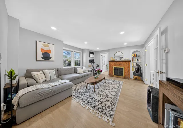 Photo 3 of Sale Pending at 66 Walter Ave, Hicksville, NY 11801 | MLS# 1005382 | Listing updated on 2026-08-17