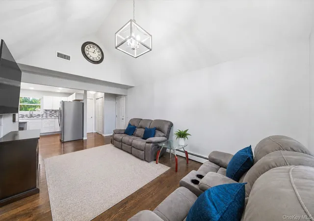 4th image of 20 Essex Cir, Shirley, NY 11967 | MLS# 1005395