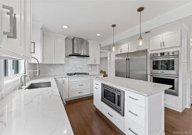3rd image of 79 Joyce Rd, Oyster Bay, NY 11803 | MLS# 1005398