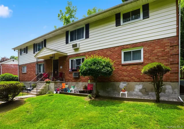 Homes for sale in Newburgh, NY | 1903 Parr Lake Dr #19C, Newburgh, NY 12550 | MLS# 1005441