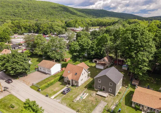 Homes for sale in Greenwood Lake, NY | 22 Oak St, Greenwood Lake, NY 10925 | MLS# 1005448