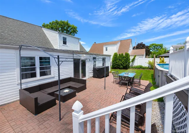 Homes for sale in Hempstead, NY | 413 Woodfield Rd, Hempstead, NY 11552 | MLS# 1005457