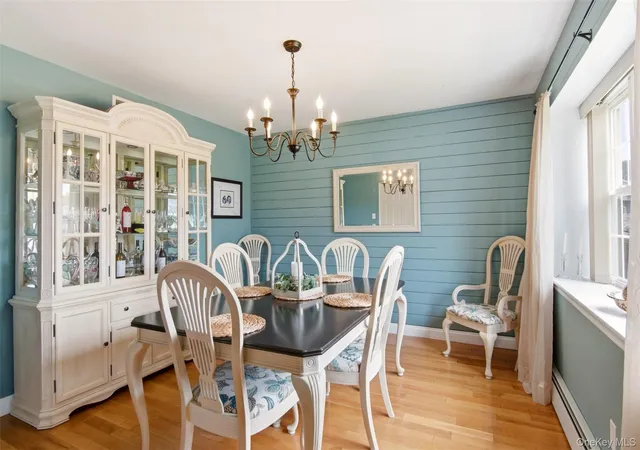 5th image of 4 Blackwell Ct, Brookhaven, NY 11790 | MLS# 1005462