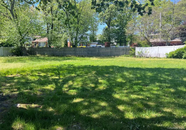 4th image of 497 Maryann Ln, West Hempstead, NY 11552 | MLS# 1005471